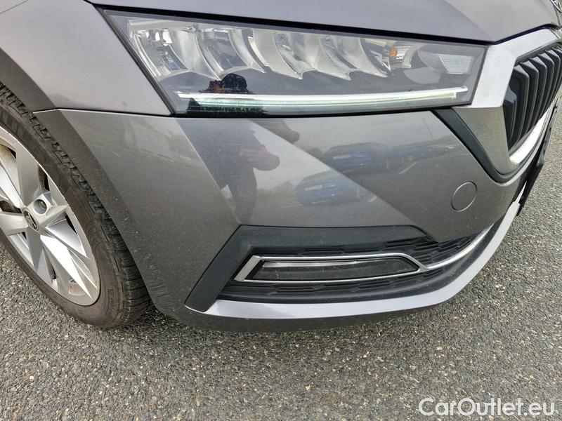  Skoda  Octavia  Lim. (NX3)(2020) Oct.Combi 2.0TDI 85 Style #1