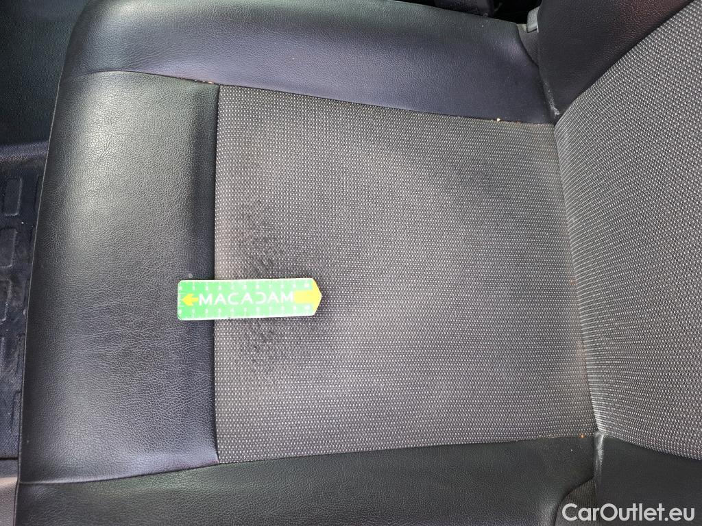  Opel  Vivaro OPEL  / 2019 / 4P / Fourgon tôlé 1.5 Diesel 120 L2 PACK BUSINESS #17