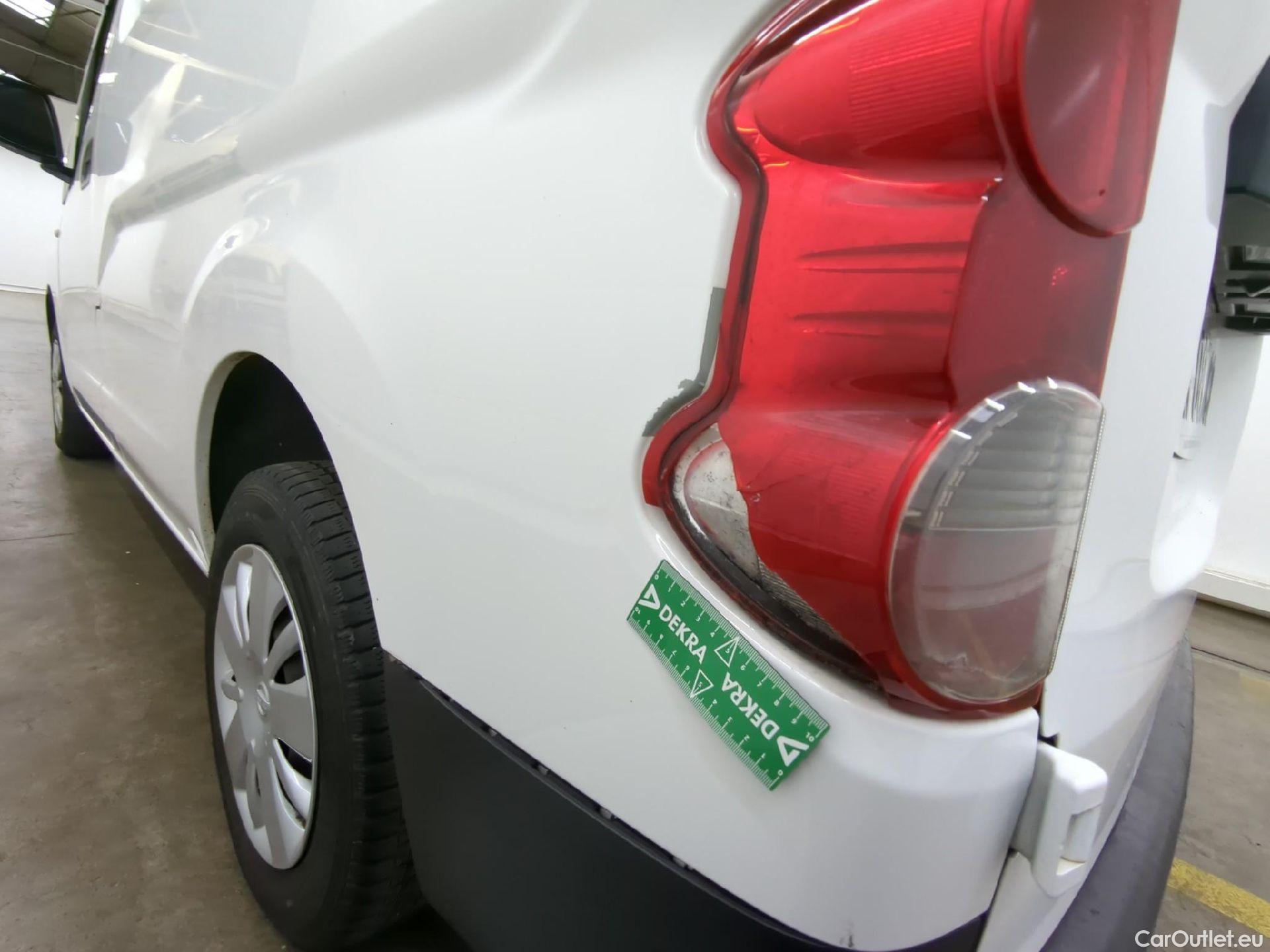 Nissan  NV200 NISSAN  VU 4p Fourgon 1,5L dCi 90ch Business #9