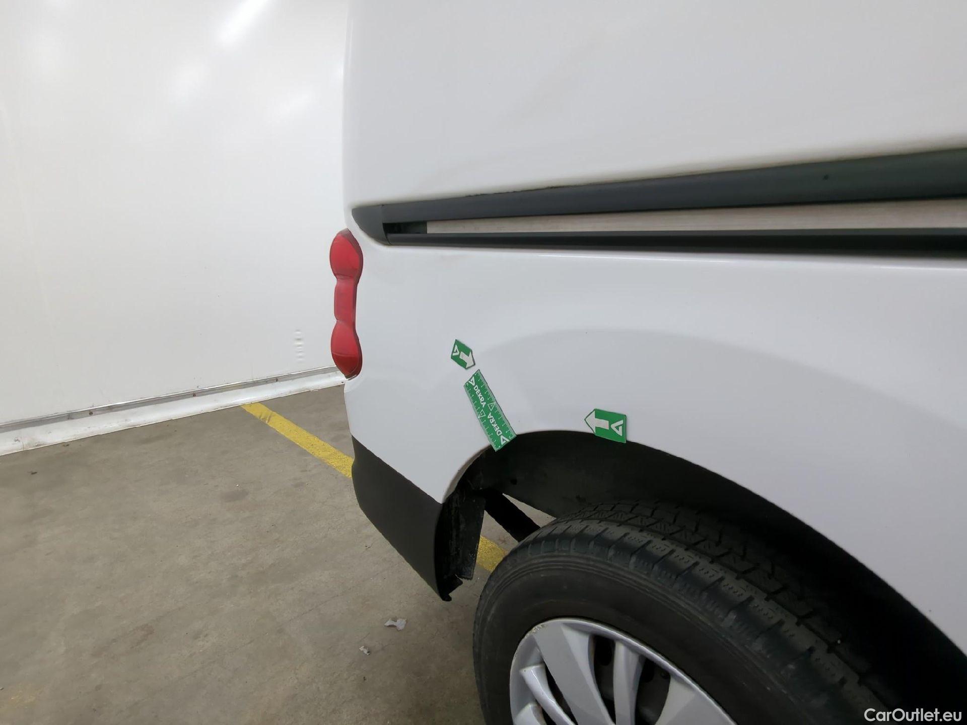  Nissan  NV200 NISSAN  VU 4p Fourgon 1,5L dCi 90ch Business #5