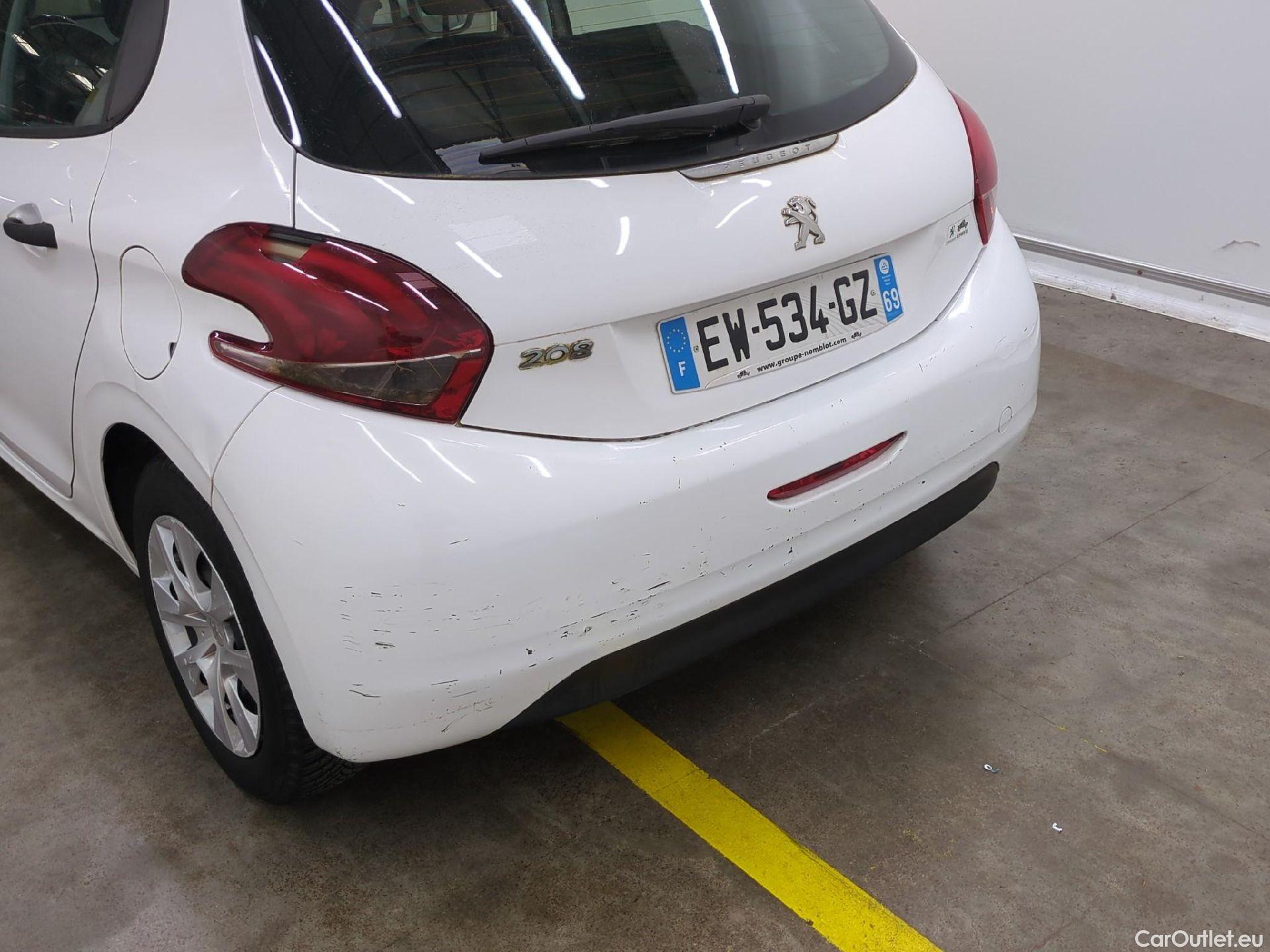  Peugeot  208  Affaire Premium 1.6 HDi 75CV BVM5 E6 #105