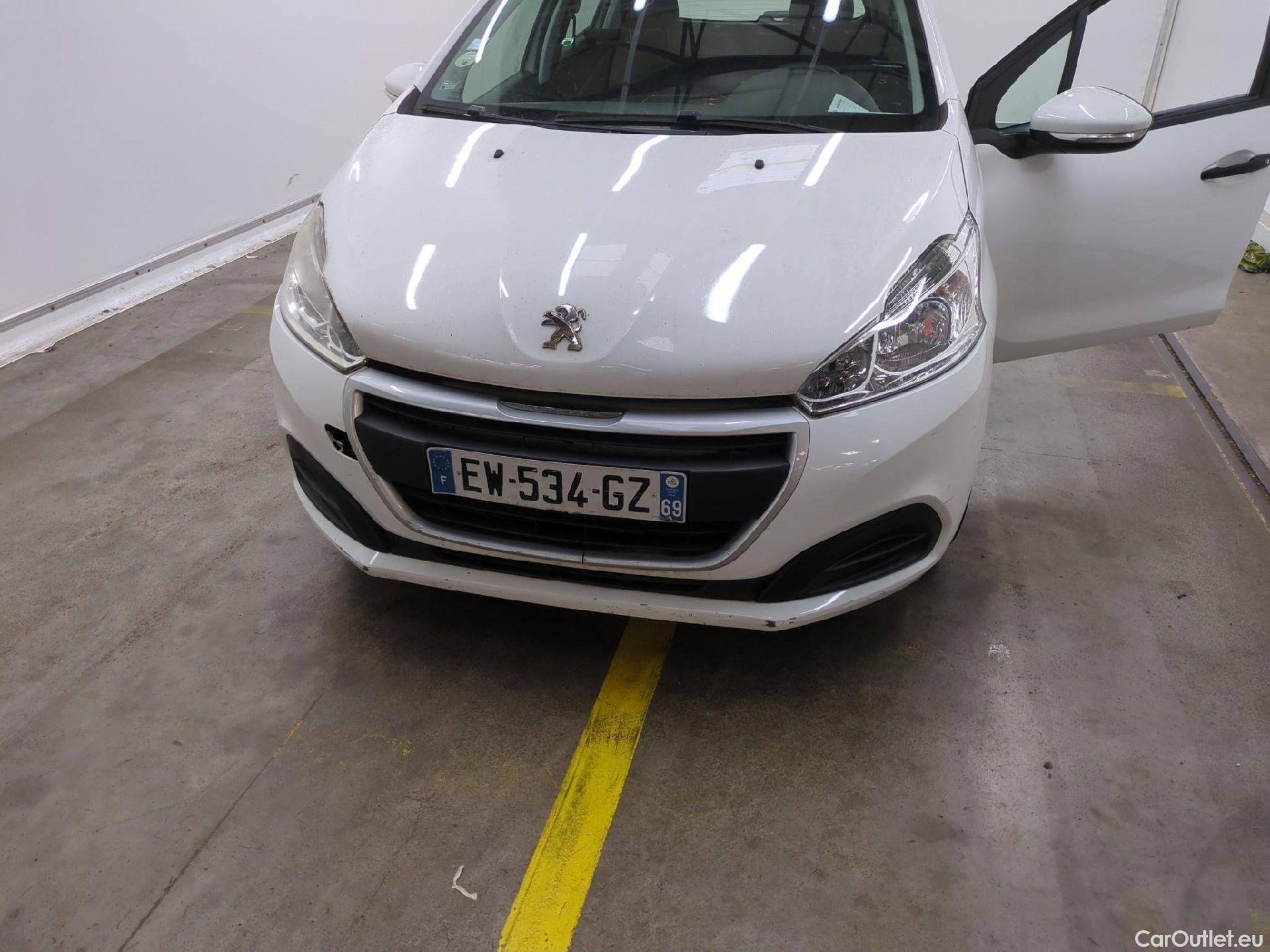  Peugeot  208  Affaire Premium 1.6 HDi 75CV BVM5 E6 #47