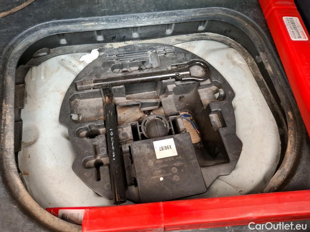  Renault  Clio  IV Business 1.5 dCi 90CV BVA6 E6 / TRANSFO VP/VF #110