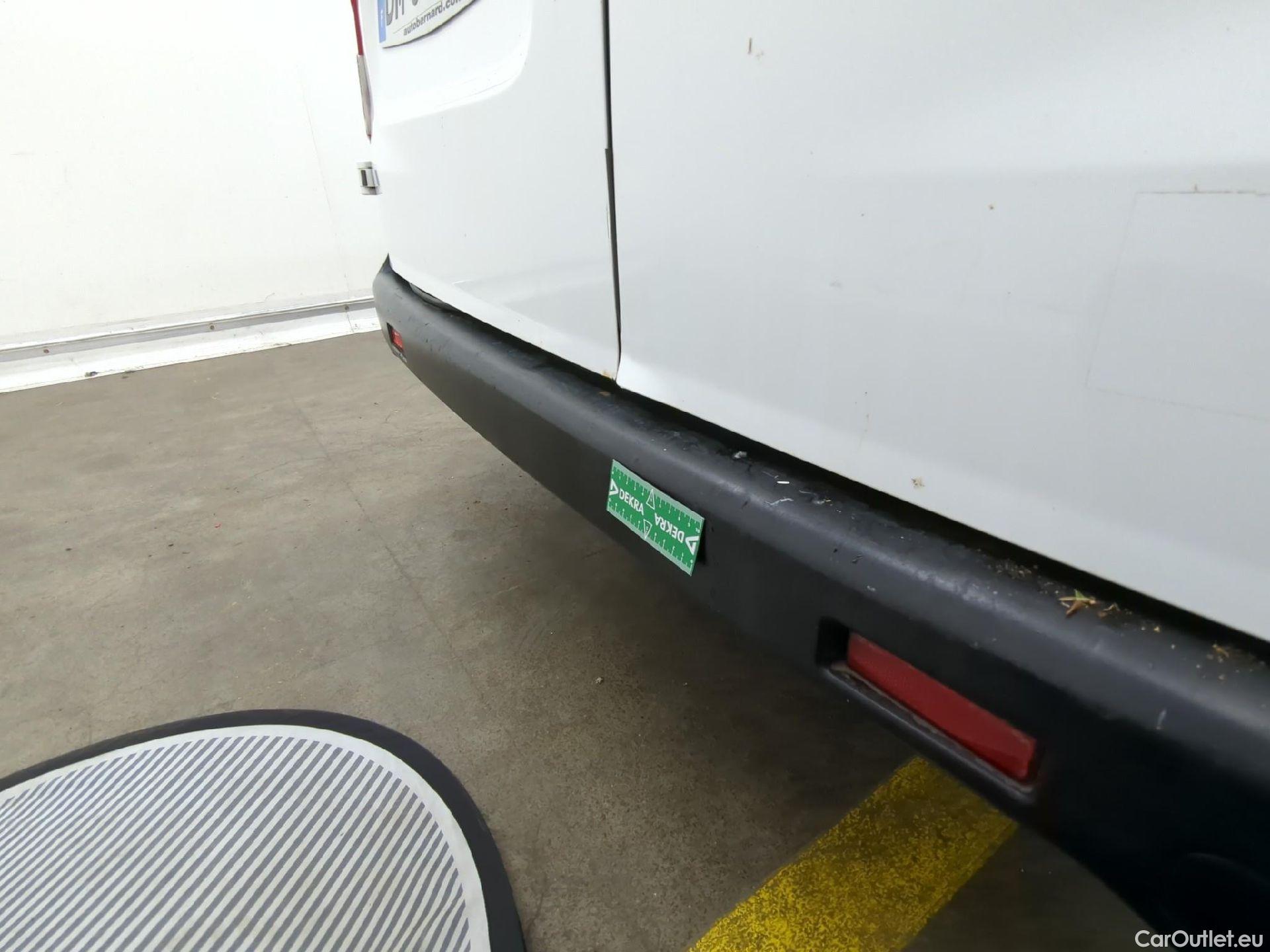  Nissan  NV200 NISSAN  VU 4p Fourgon 1,5L dCi 90ch Business #18