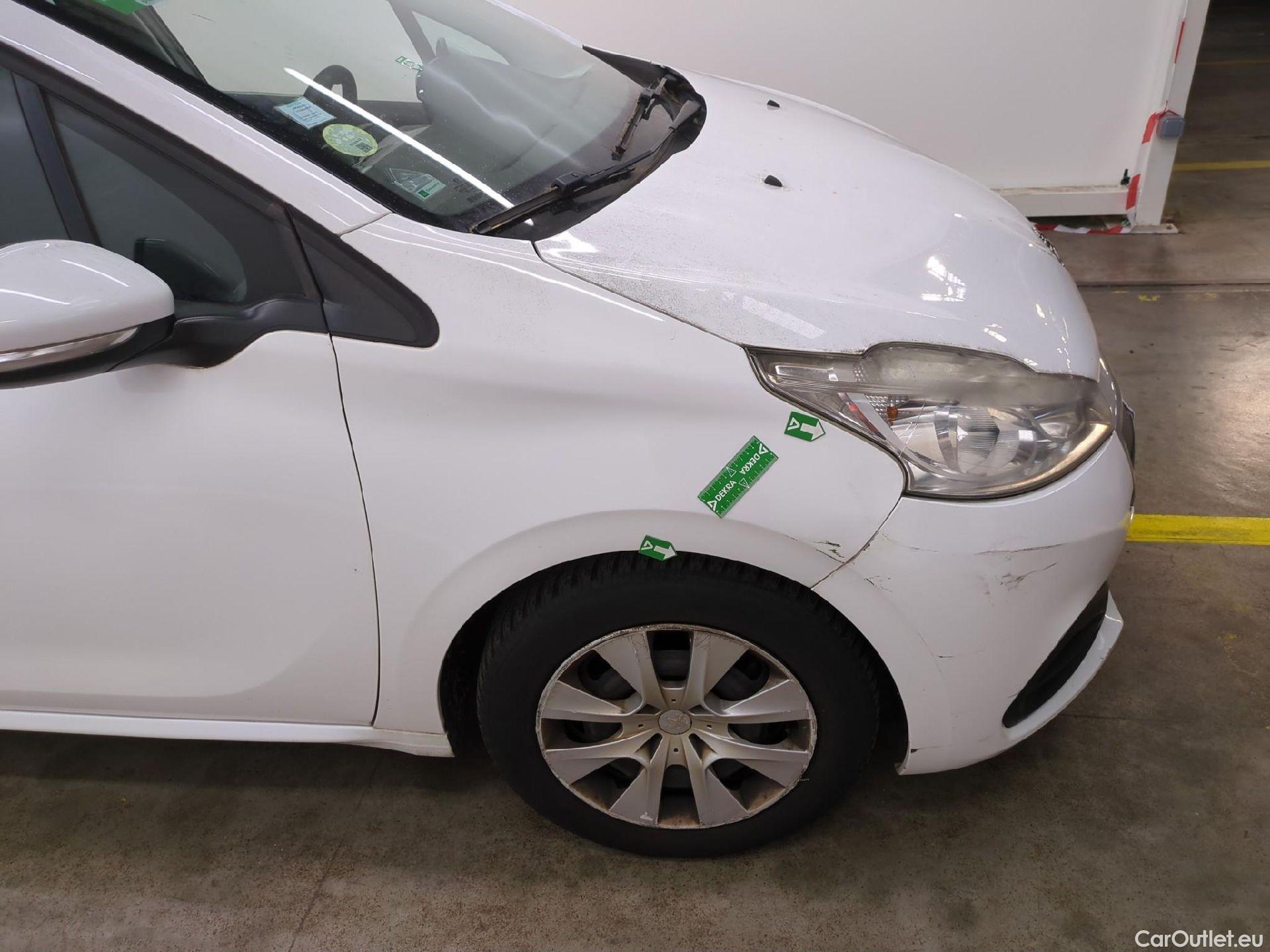  Peugeot  208  Affaire Premium 1.6 HDi 75CV BVM5 E6 #21