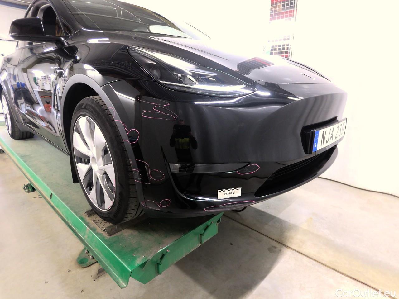  Tesla  Model Y  Long-Range AWD #11