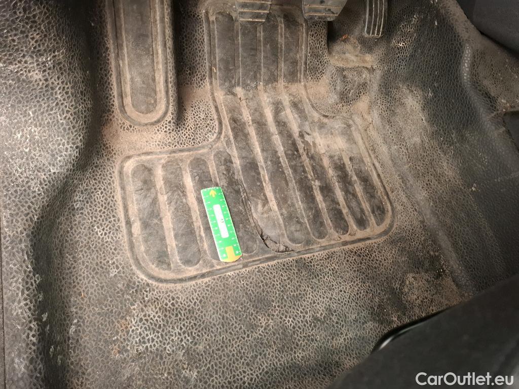  Renault  Kangoo  II Express Extra (Série Spéciale) 1.5 dCi 80CV BVM6 E6dT #19