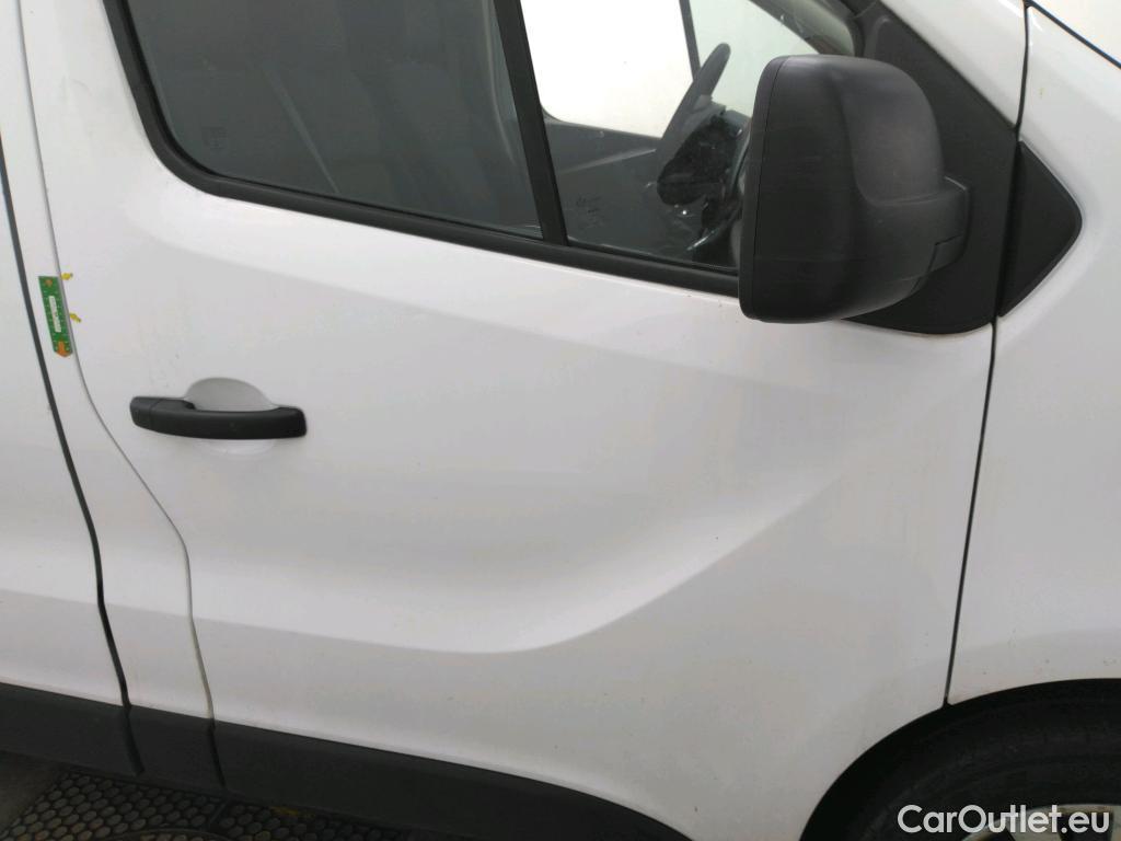  Renault  Trafic  Furgon Grand Confort L2H2 1200 1.6 dCi 125CV BVM6 E6 #40