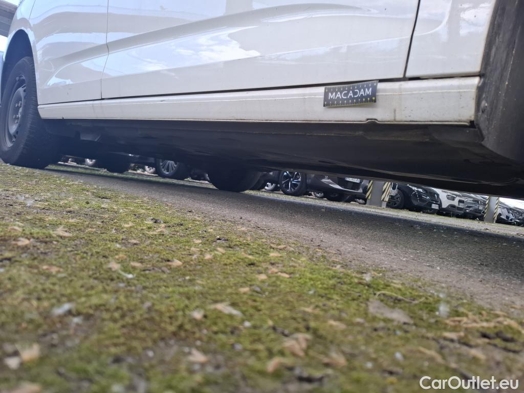  Volkswagen  Caddy VOLKSWAGEN  Cargo / 2020 / 4P / Fourgonnette 2.0 TDI 75ch Business #63
