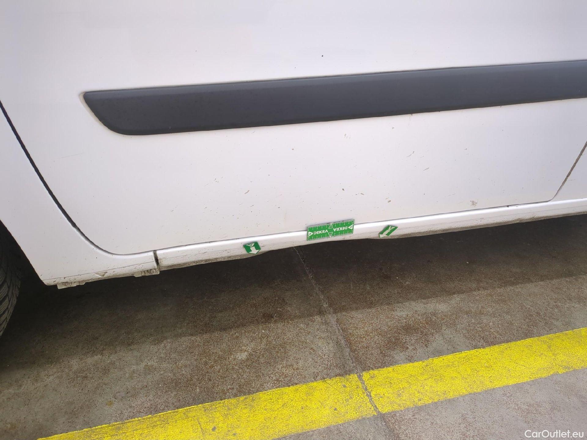  Renault  Kangoo  Express Maxi Extra (Série Spéciale) 1.5 #20