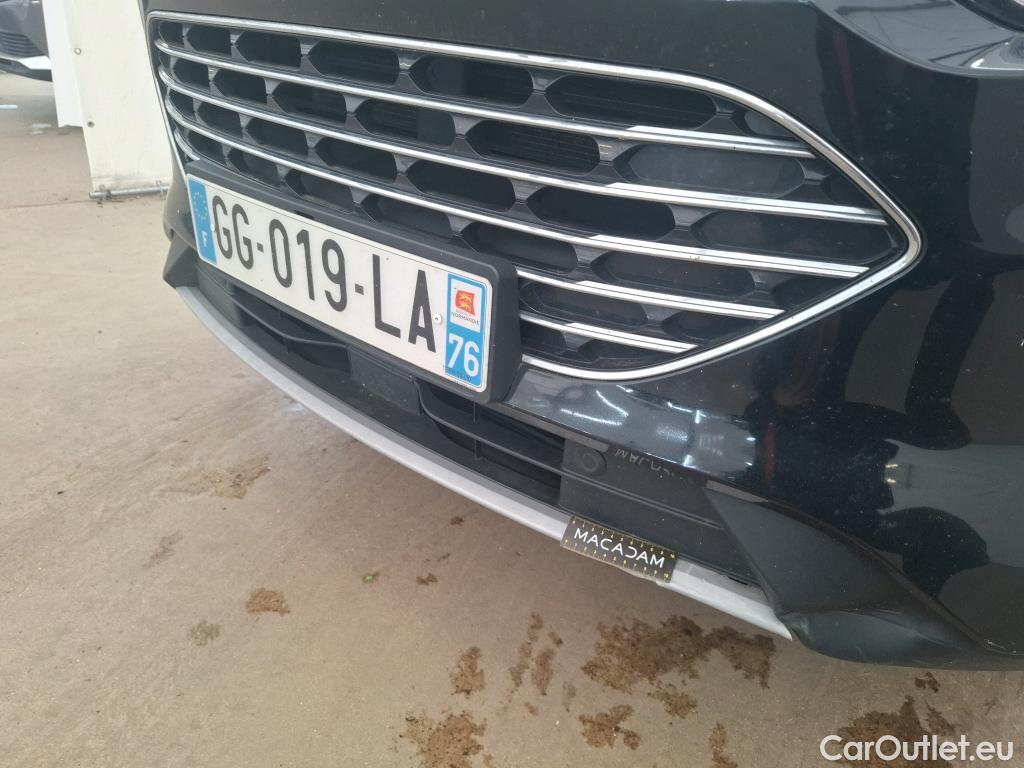  Ford  Kuga FORD  / 2019 / 5P / SUV 2.5 Dur 225 hybrid PHEV Pshift Titanium #75