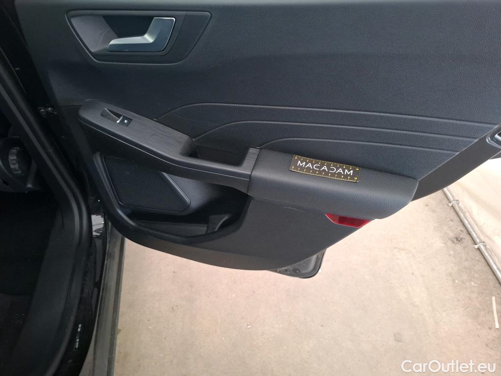  Ford  Kuga FORD  / 2019 / 5P / SUV 2.5 Dur 225 hybrid PHEV Pshift Titanium #49