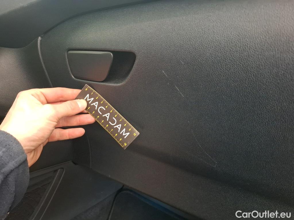 Ford  Kuga FORD  / 2019 / 5P / SUV 2.5 Dur 225 hybrid PHEV Pshift Titanium #46