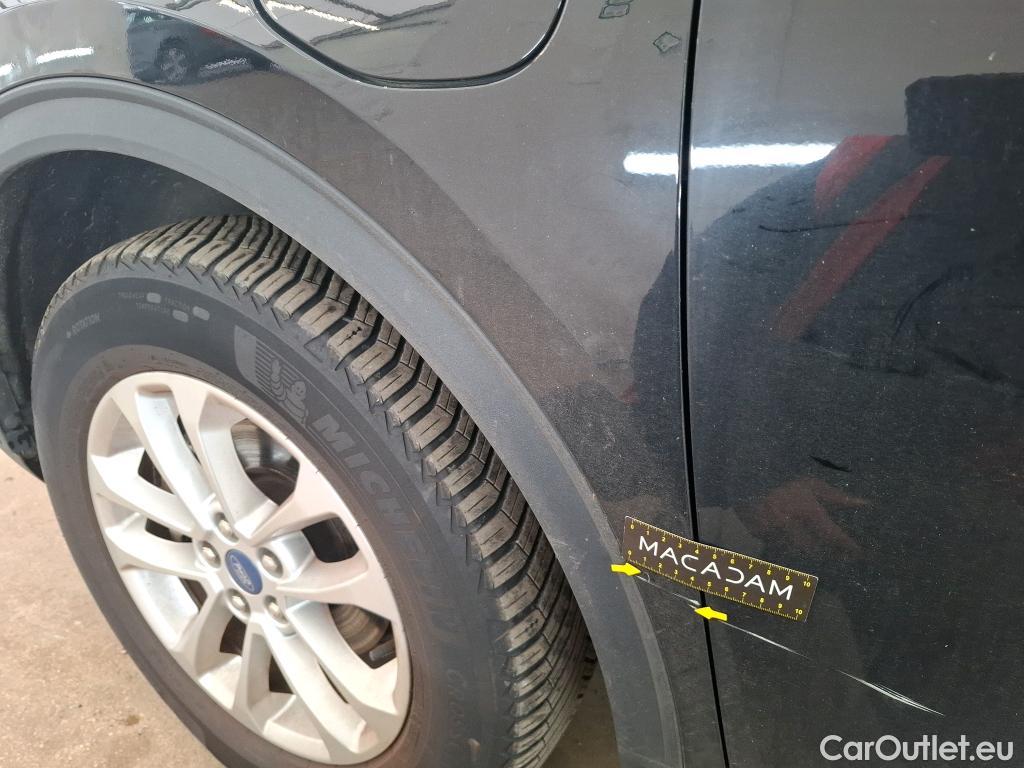  Ford  Kuga FORD  / 2019 / 5P / SUV 2.5 Dur 225 hybrid PHEV Pshift Titanium #103