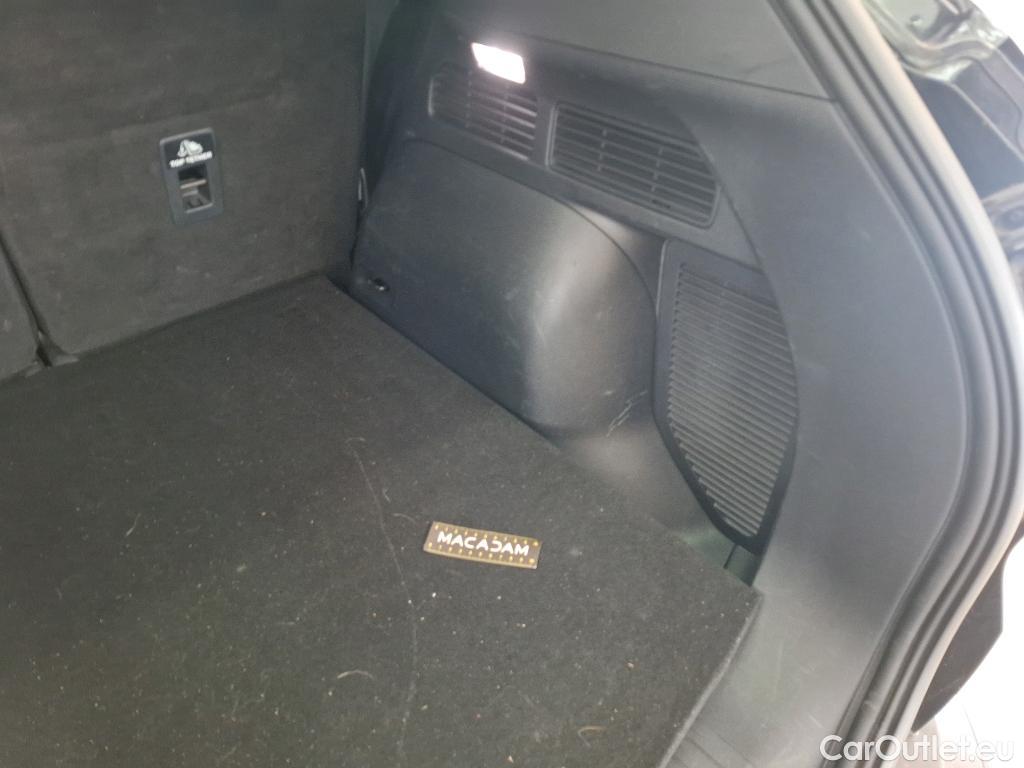  Ford  Kuga FORD  / 2019 / 5P / SUV 2.5 Dur 225 hybrid PHEV Pshift Titanium #63