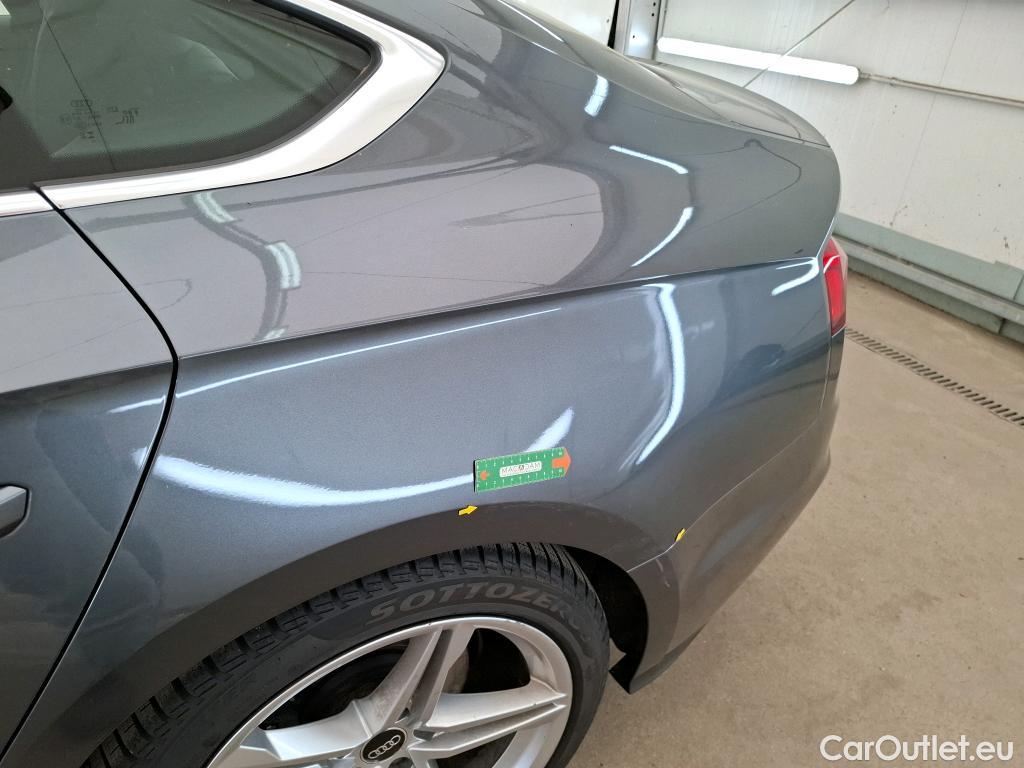  Audi  A5 Sportback AUDI  / 2019 / 5P / Berline 40 TDI 204 S TRONIC 7 S LINE SB #1