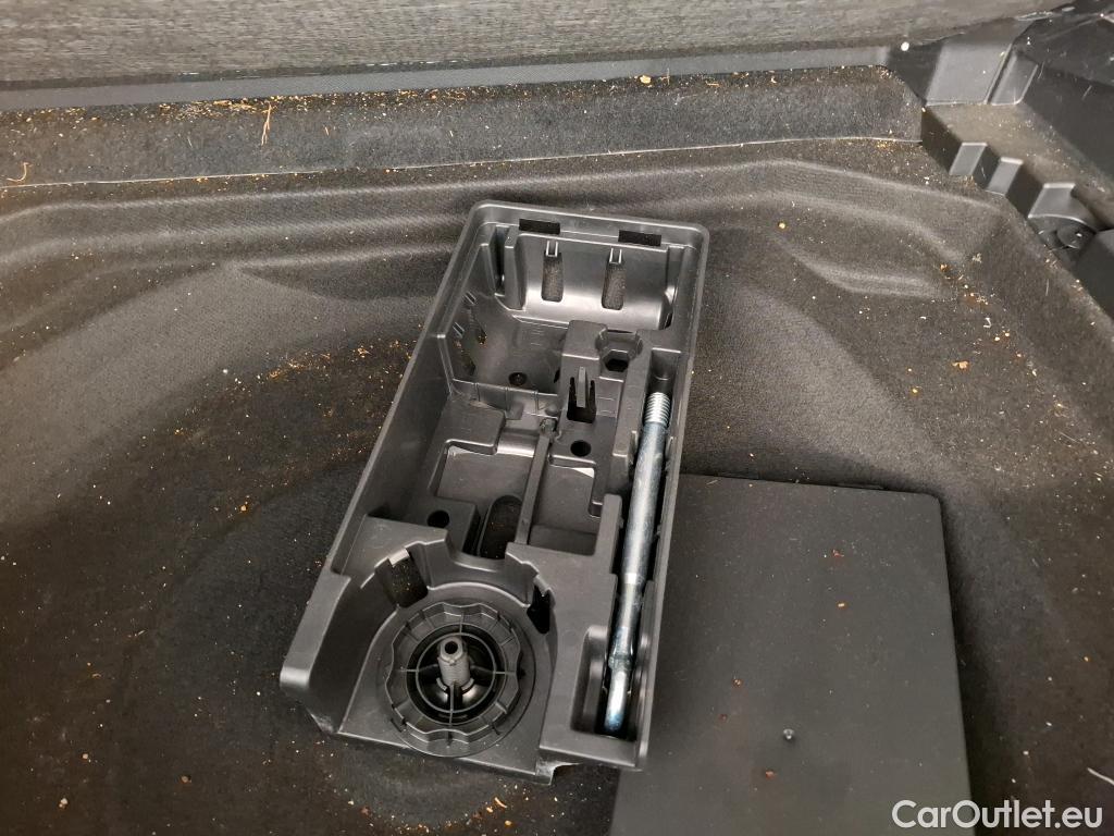  Citroen  C5 Aircross CITROEN  / 2022 / 5P / SUV PureTech 130 S&S BVM6 Feel #28