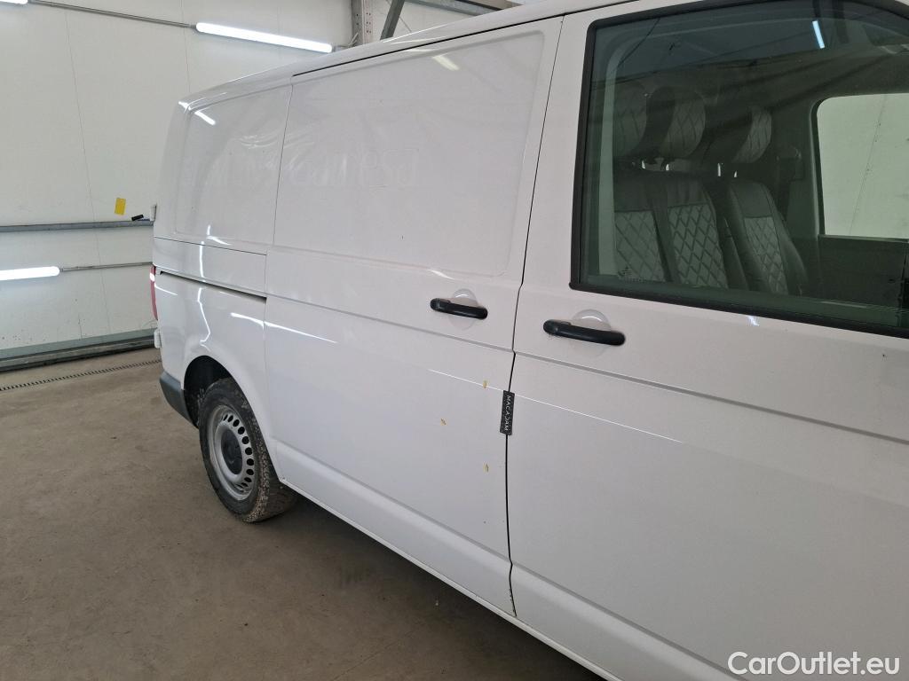  Volkswagen  Transporter VOLKSWAGEN  / 2019 / 4P / Fourgon tôlé 2.0 TDi 150 4MO L1H1 Business Line #12
