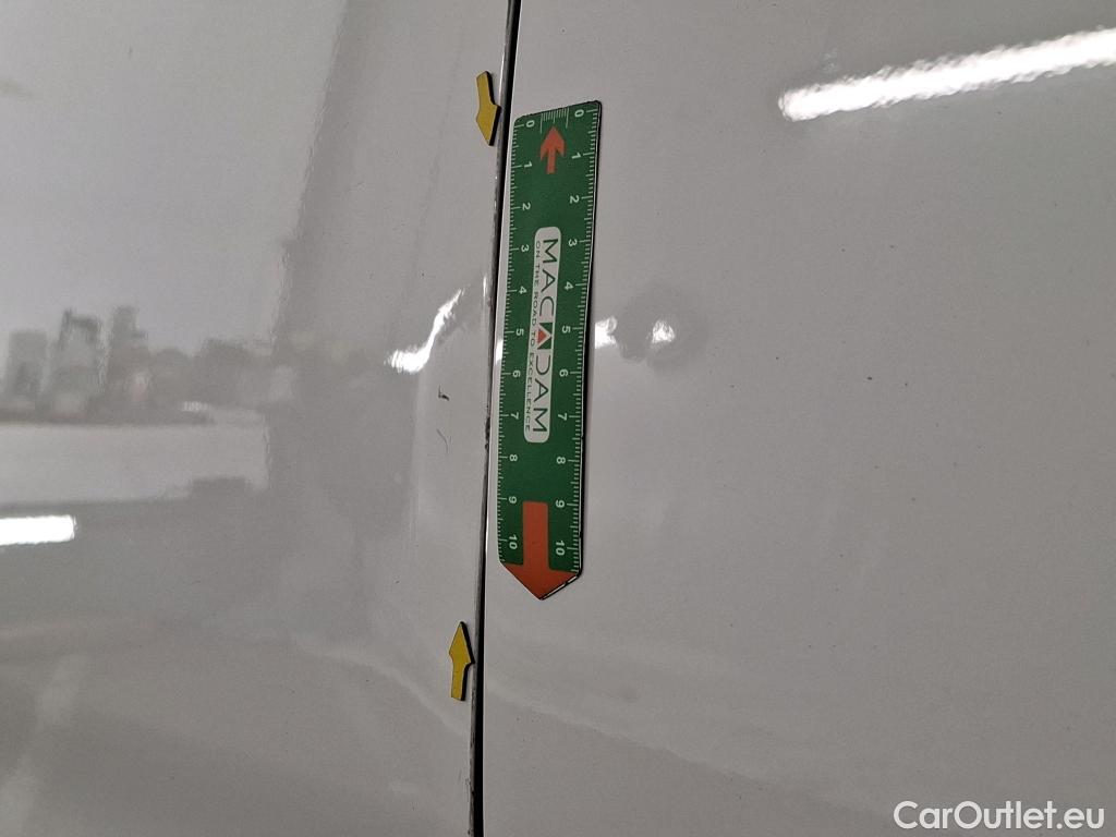  Citroen  C5 Aircross CITROEN  / 2022 / 5P / SUV PureTech 130 S&S BVM6 Feel #3