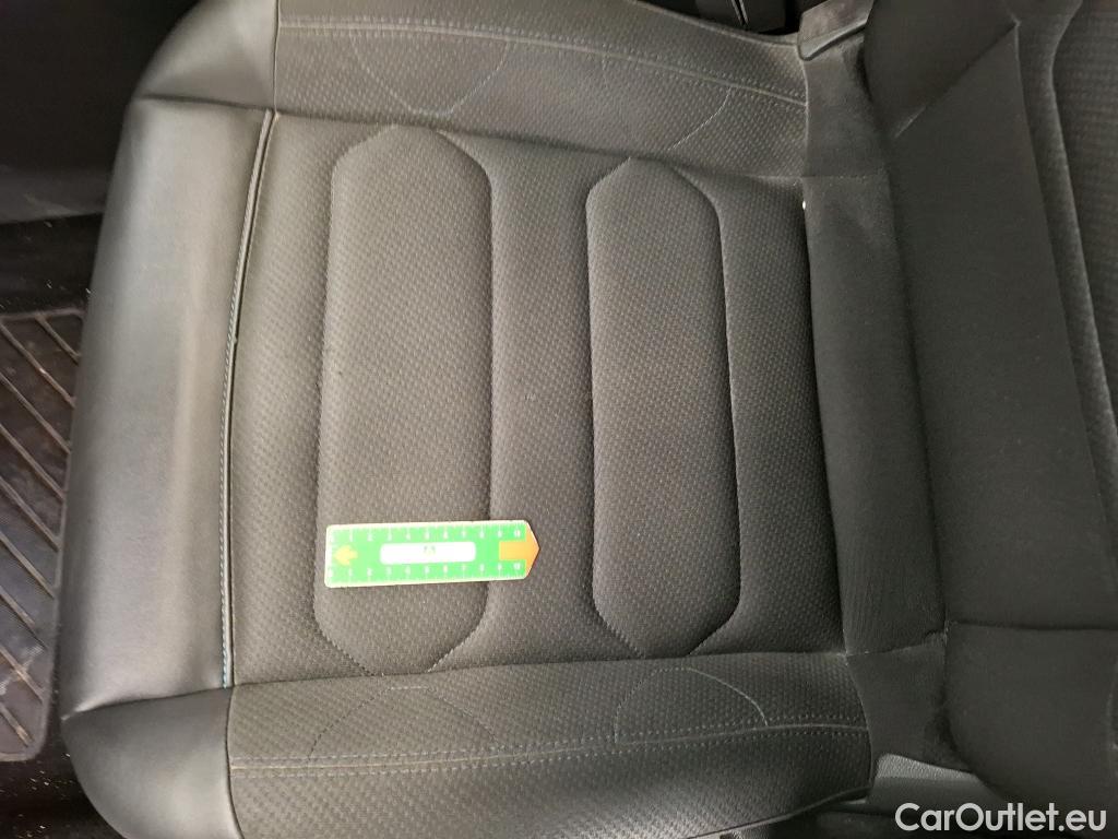  Citroen  C5 Aircross CITROEN  / 2022 / 5P / SUV PureTech 130 S&S BVM6 Feel #30