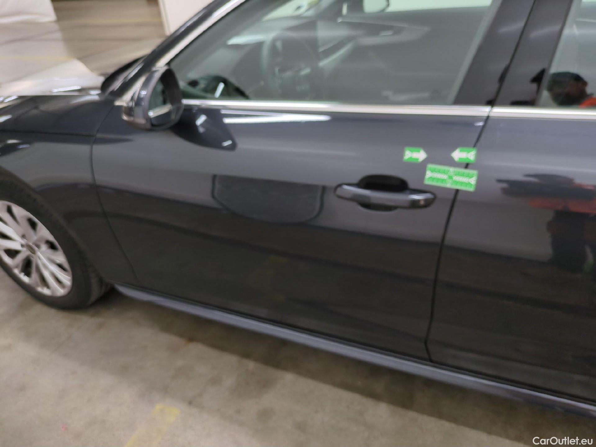  Audi  A4  Avant 30 TDI Business Line 2.0 TDI 135CV BVA7 E6d #3