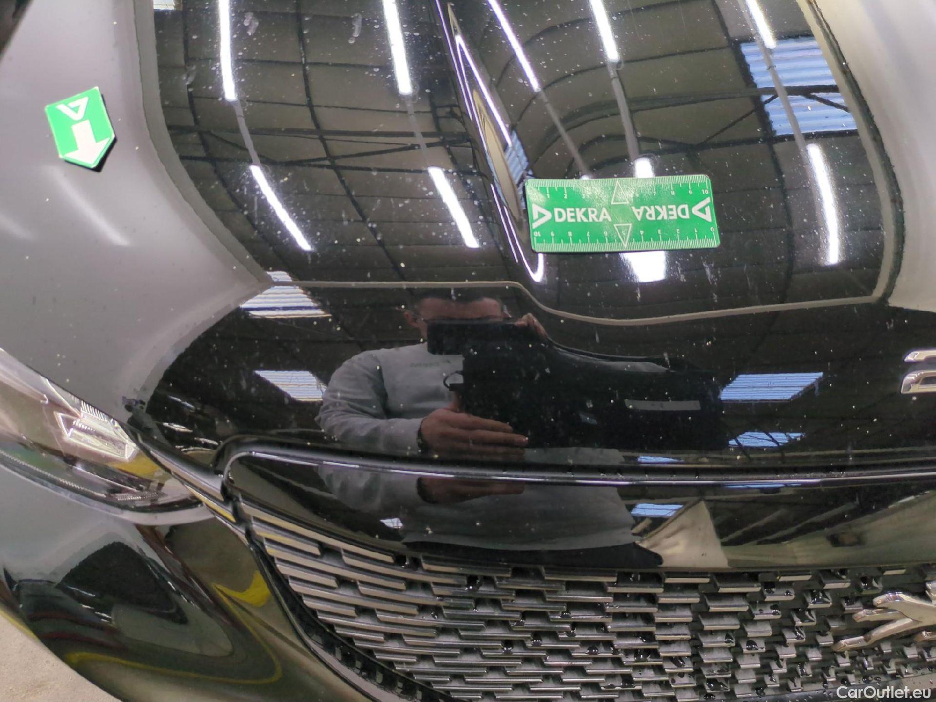  Peugeot  2008  Allure 1.5 HDi 130CV BVA8 E6d #32