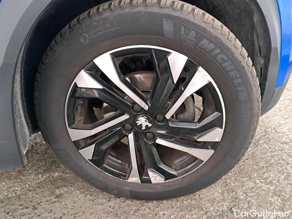  Peugeot  2008  Allure Business 1.2 PureTech 100CV BVM6 E6d #15