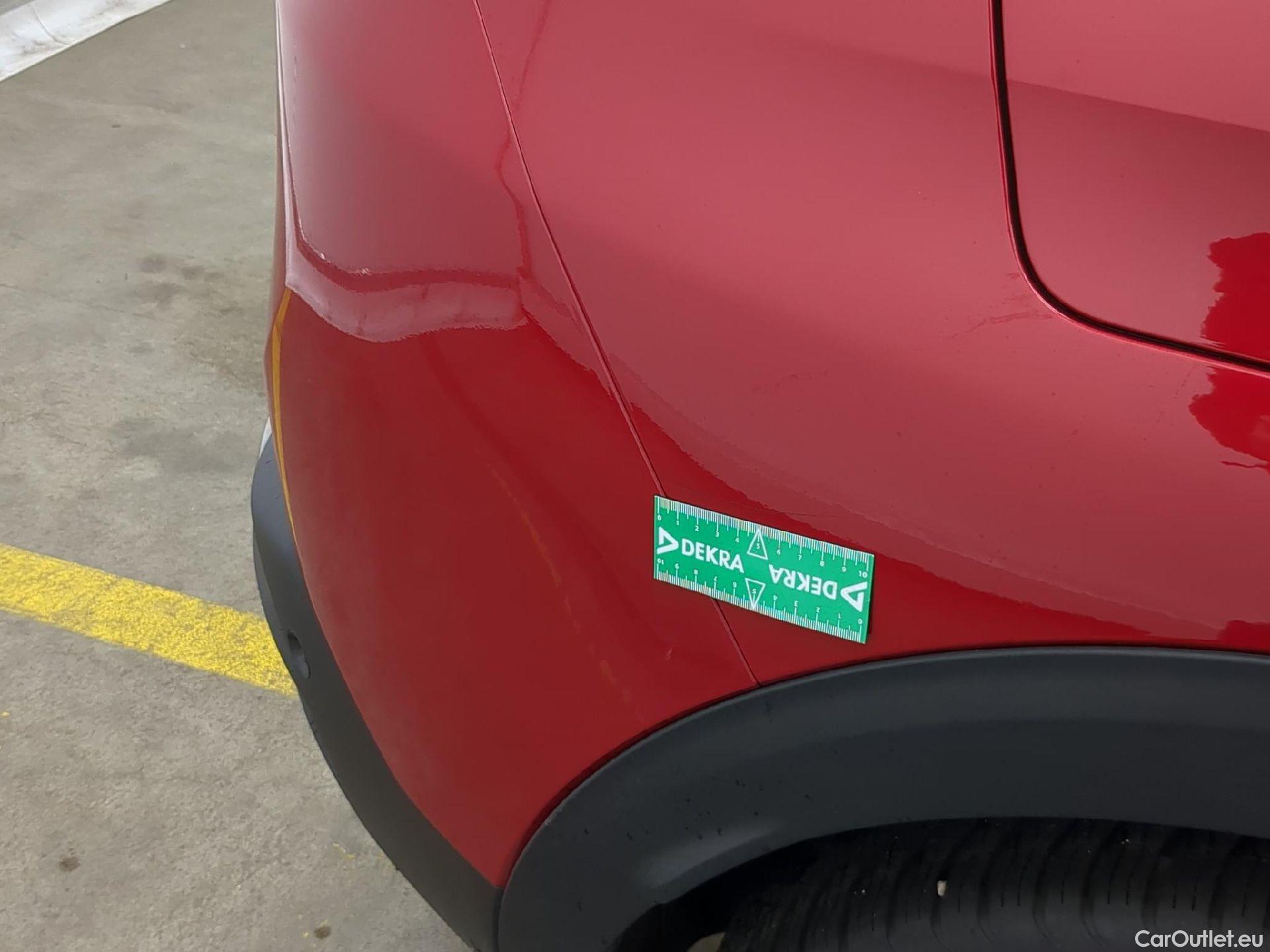  Peugeot  3008  Allure Pack 1.5 HDi 130CV BVA8 E6d #9