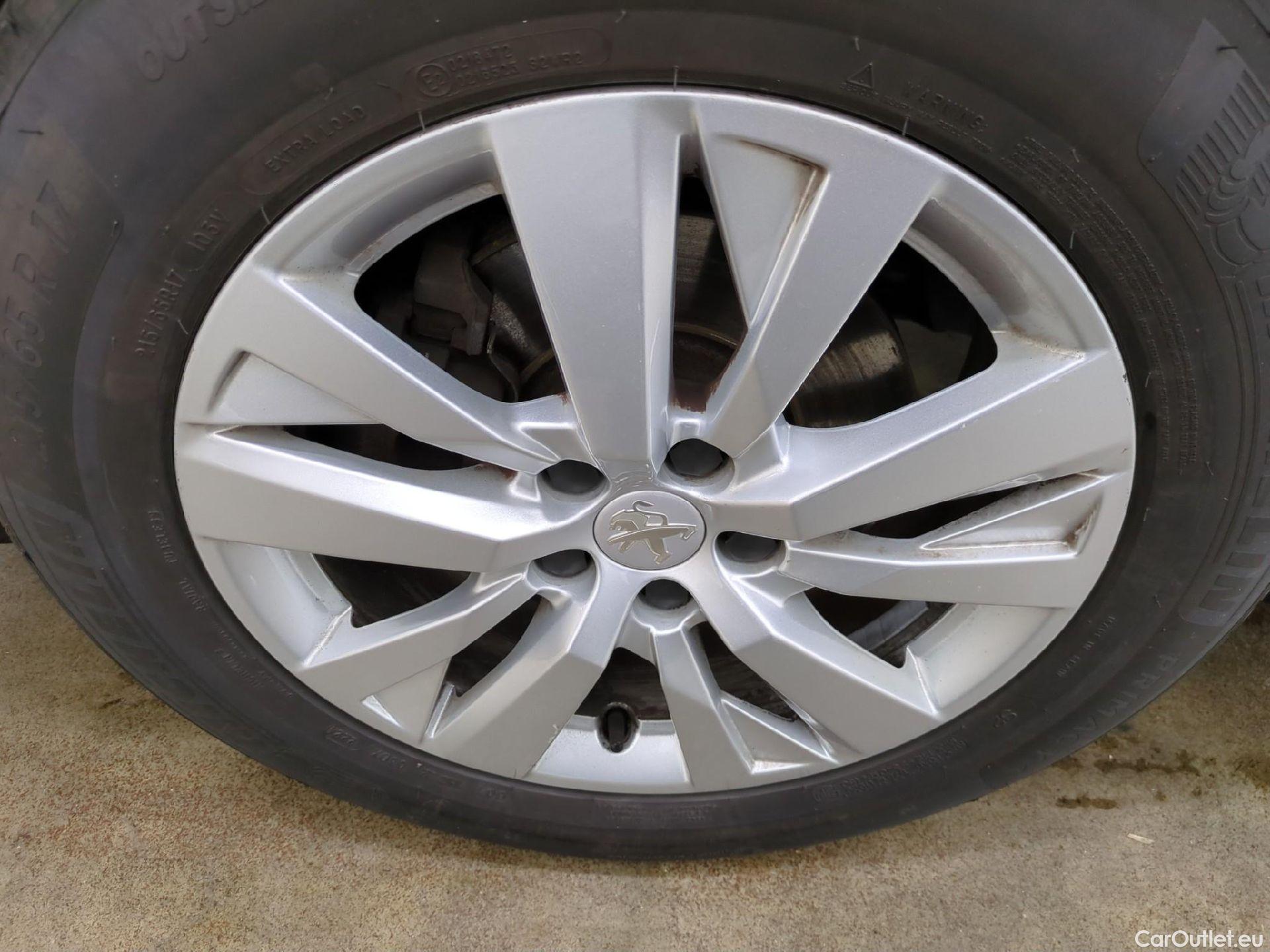  Peugeot  3008  Active Business 1.5 HDi 130CV BVA8 E6d #13