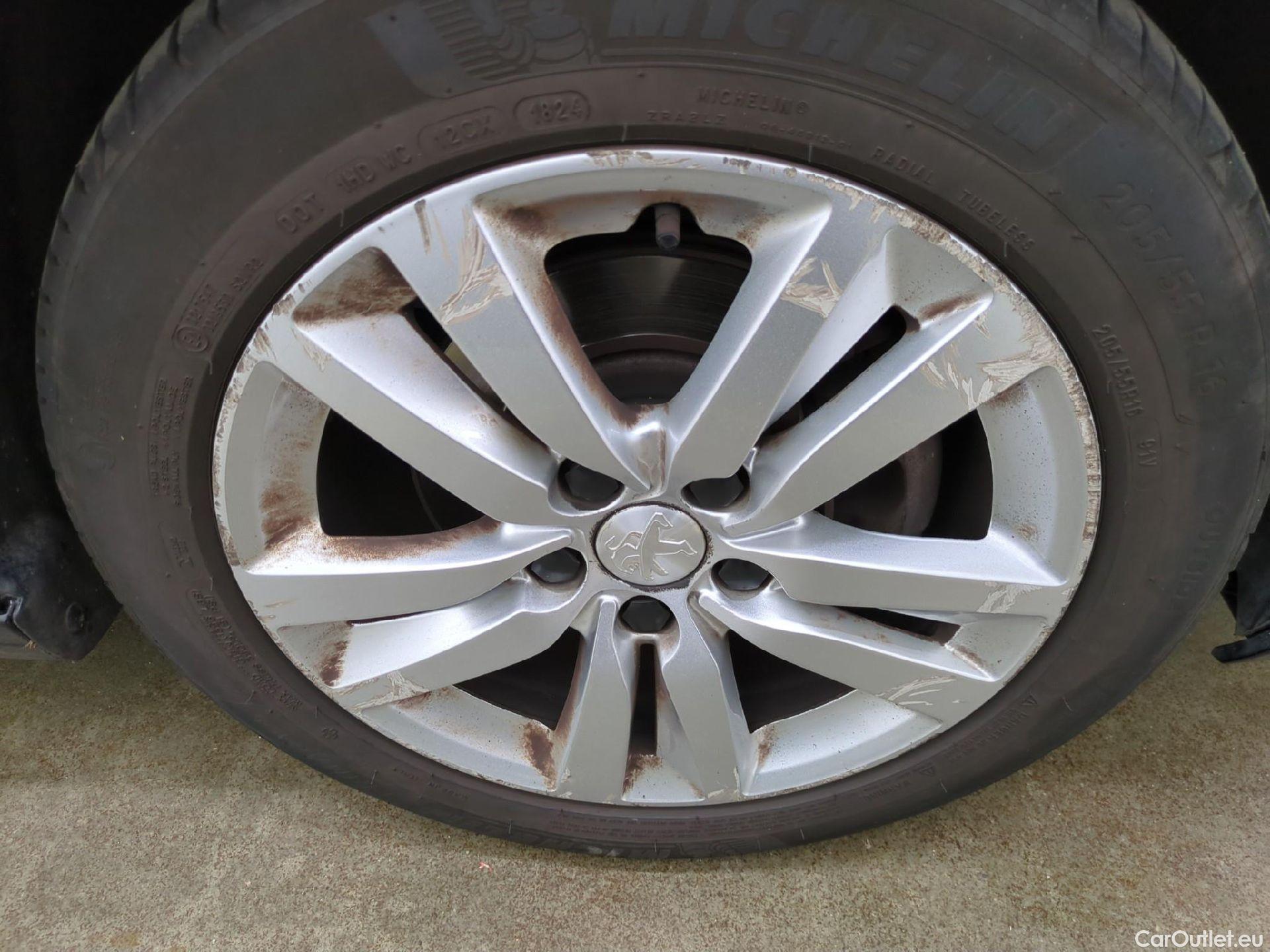  Peugeot  308  SW Active 1.5 HDI 100CV BVM6 E6dT #10