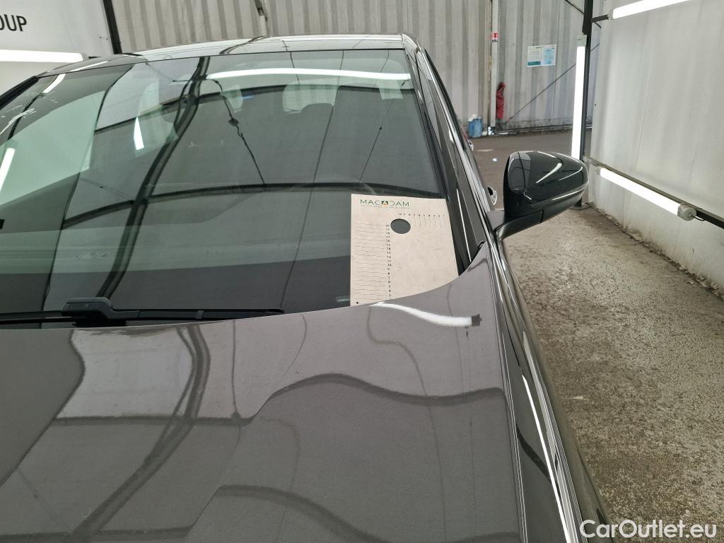  Peugeot  5008  Active Pack 1.5 HDi 130CV BVA8 7 Sieges E6d #1