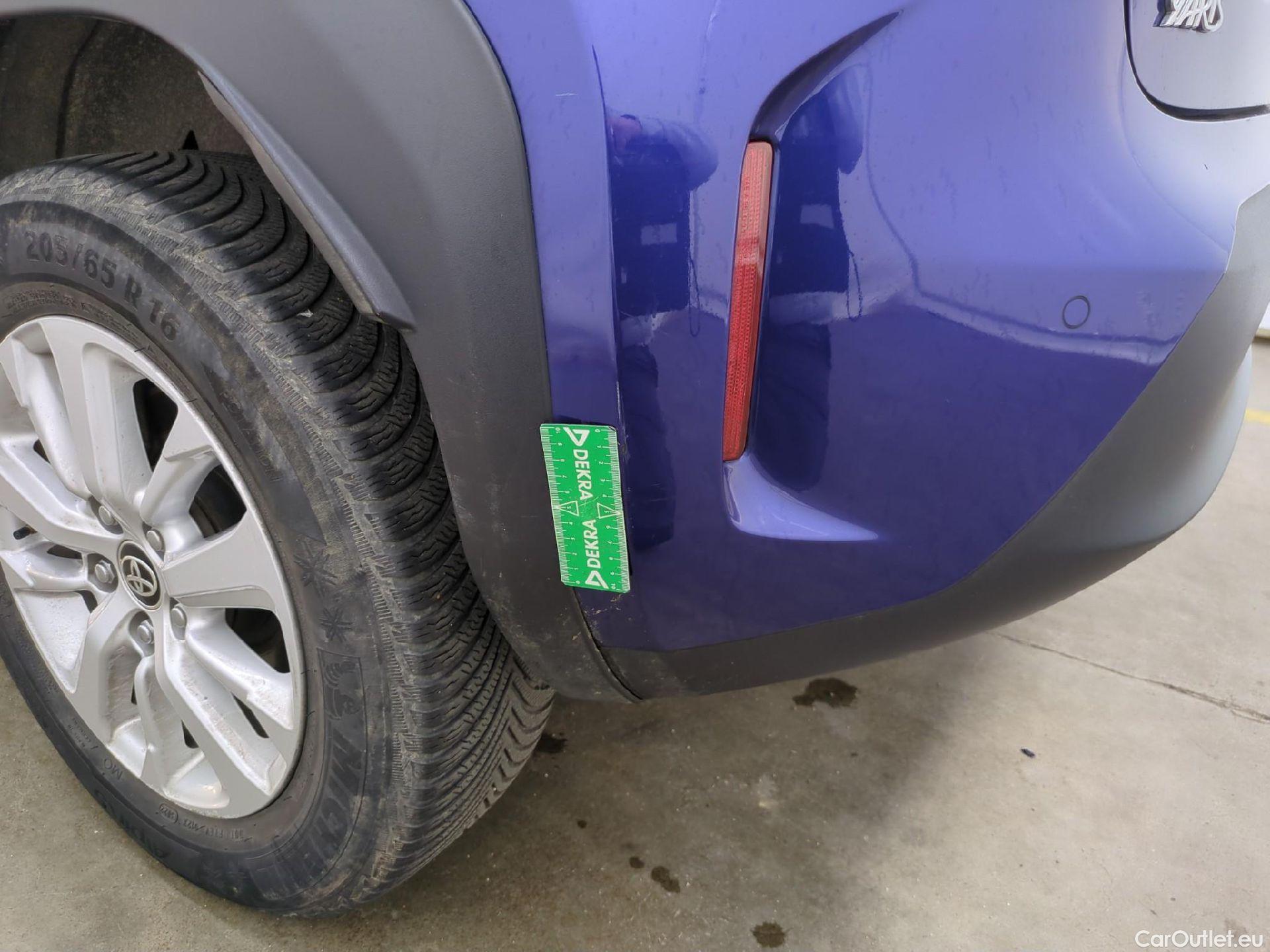  Toyota  Yaris Cross TOYOTA  Hybride / 2021 / 5P / SUV 1.5 HYBRID 116H DYNAMIC BUSINESS BEYOND #63