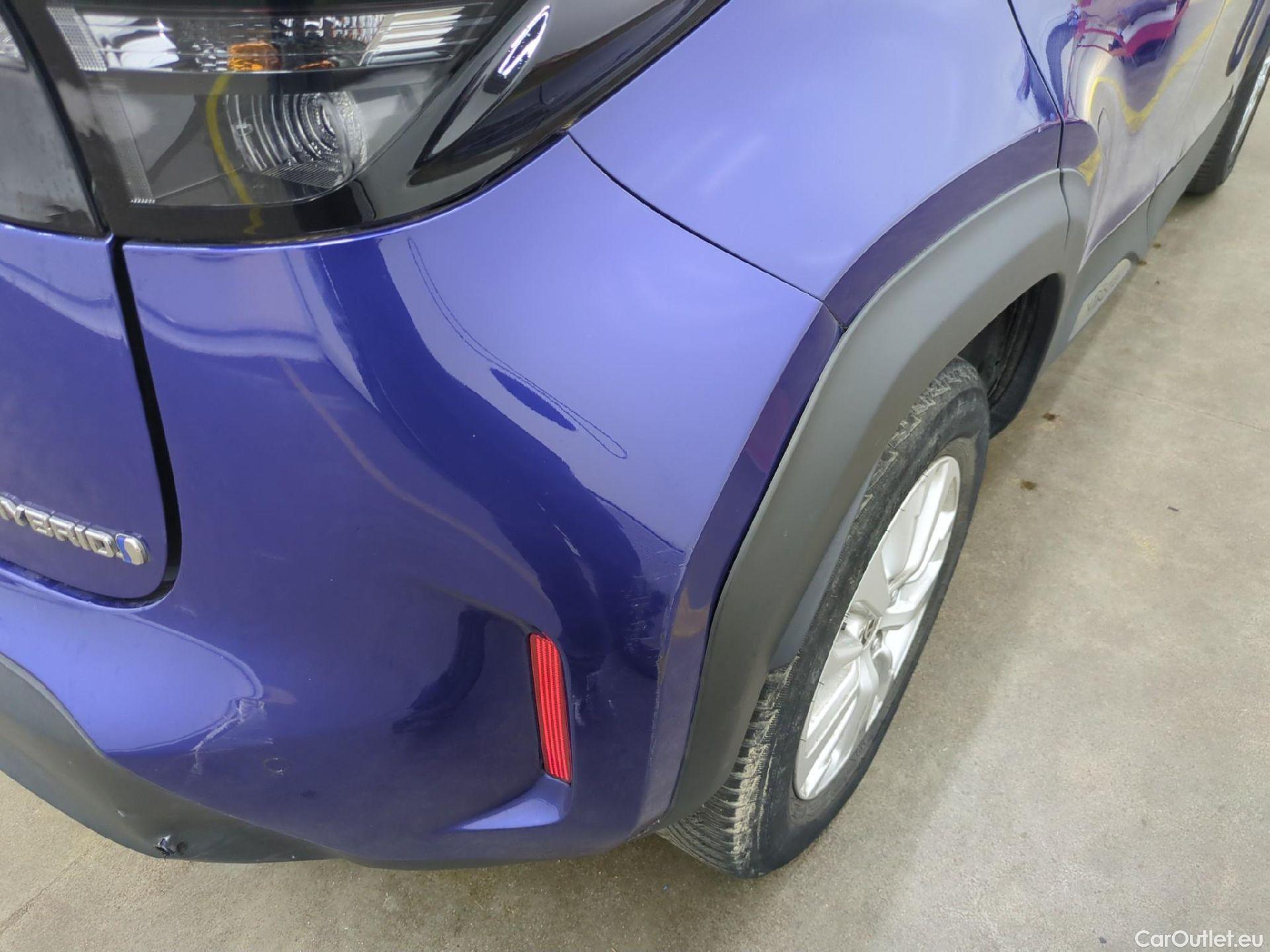  Toyota  Yaris Cross TOYOTA  Hybride / 2021 / 5P / SUV 1.5 HYBRID 116H DYNAMIC BUSINESS BEYOND #72