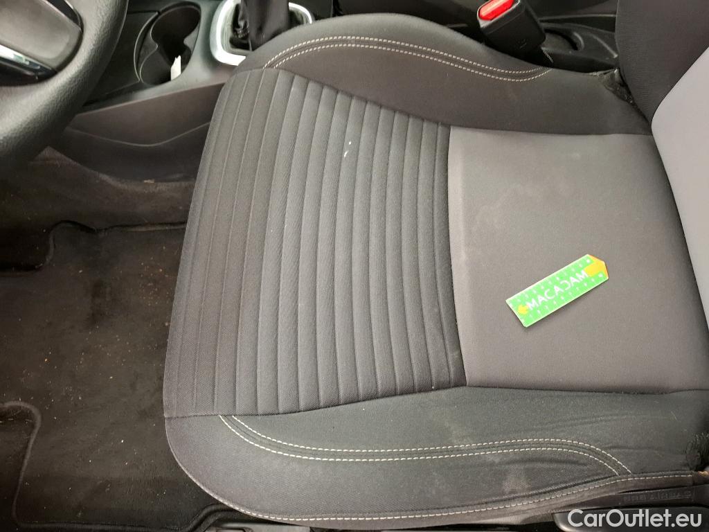  Toyota  Yaris TOYOTA  / 2017 / 5P / Berline 110 VVT-i France Business #34