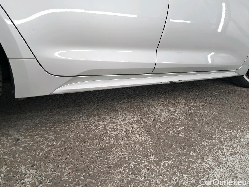  Toyota  Corolla TOYOTA  Touring Sports 2018 5P Break Hybride 122h Dynamic Business Supp Lomb #26