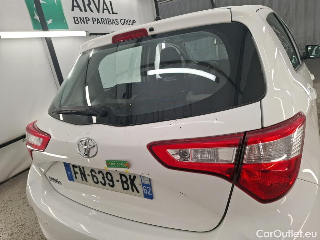  Toyota  Yaris TOYOTA  / 2017 / 5P / Berline 110 VVT-i France Business #7