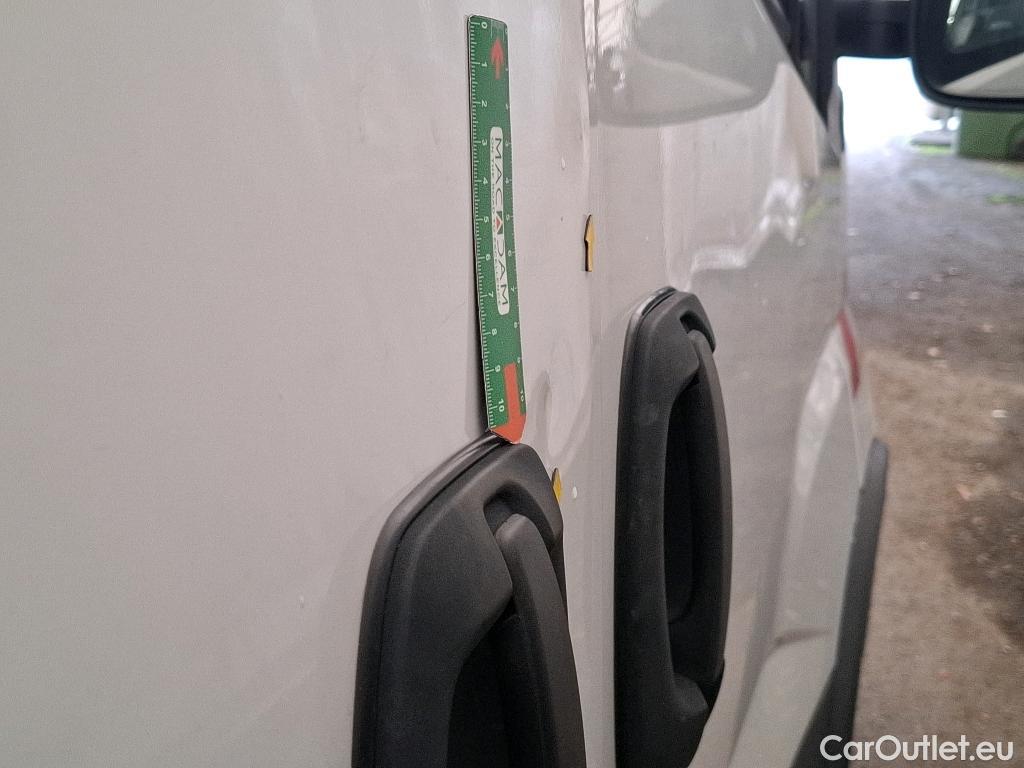  Iveco  Daily IVECO  / 2014 / 4P / Fourgon tôlé 3.0 35S14NA8 V11 H2 3520 B POWER / GNV #7