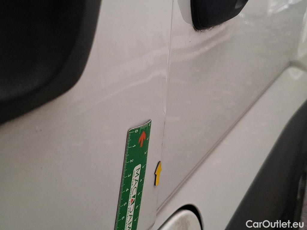  Iveco  Daily IVECO  / 2014 / 4P / Fourgon tôlé 3.0 35S14NA8 V11 H2 3520 B POWER / GNV #8