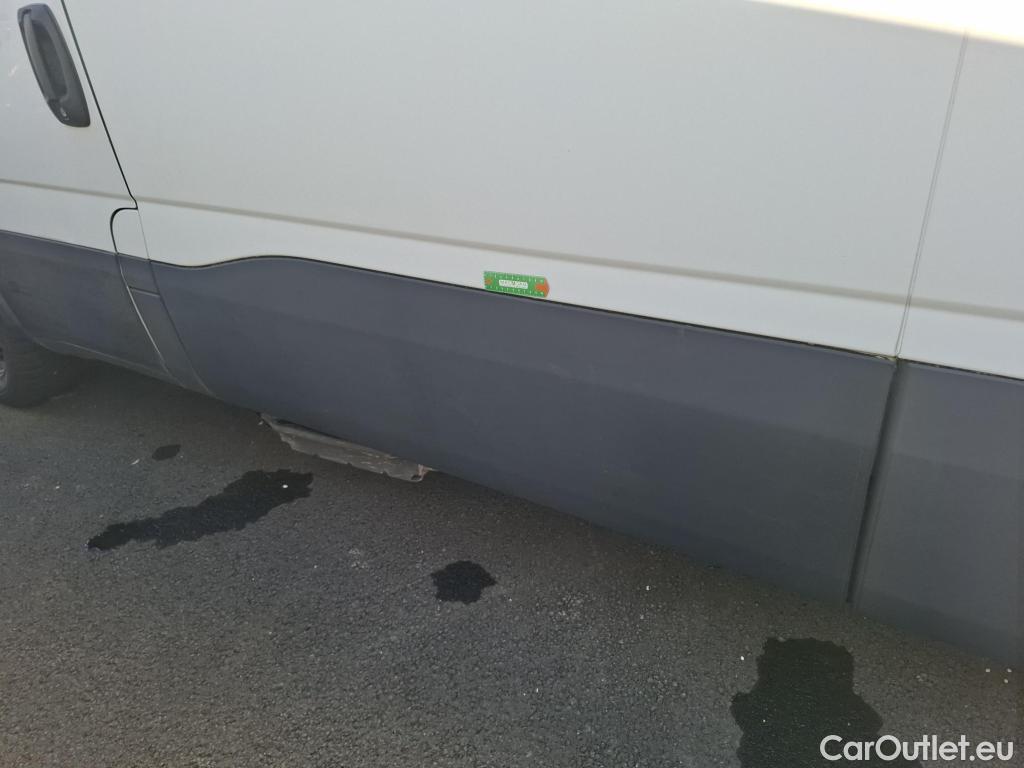  Iveco  Daily IVECO  / 2014 / 4P / Fourgon tôlé 3.0 35S14NA8 V11 H2 3520 B POWER / GNV #20