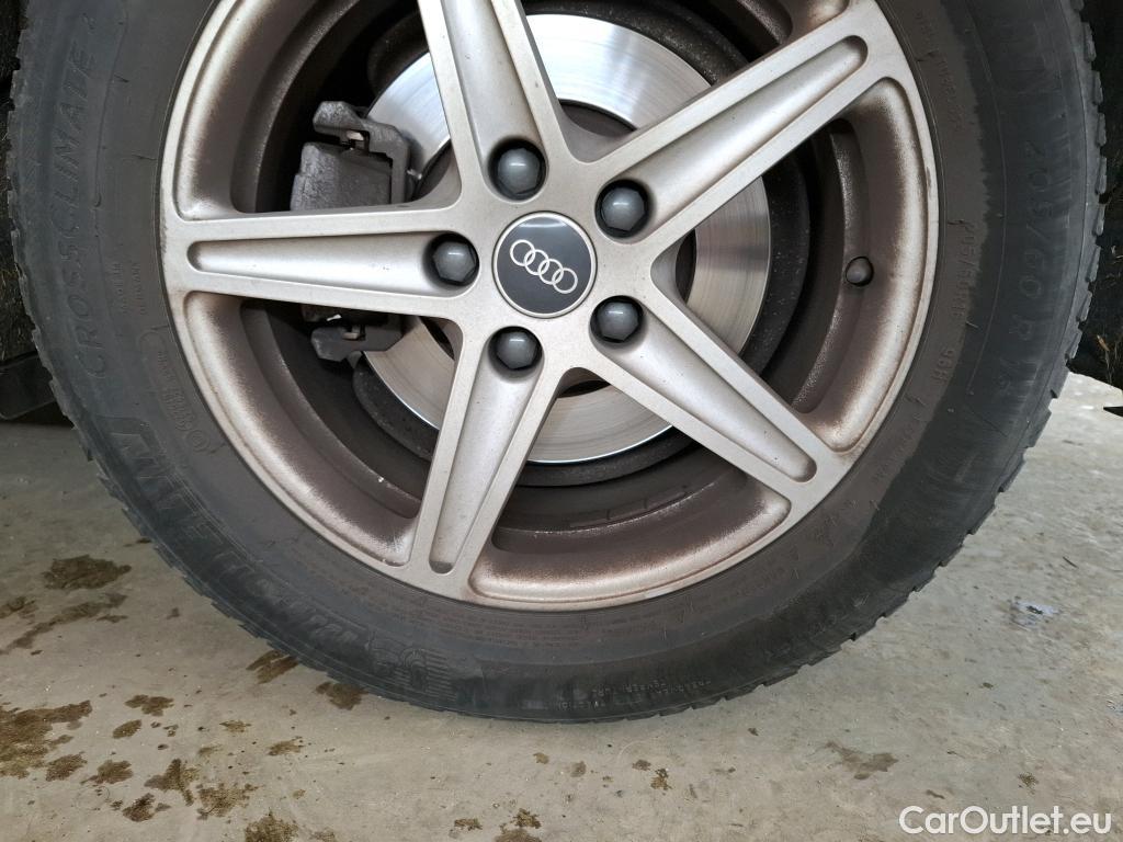  Audi  A4  Avant 30 TDI Business Line 2.0 TDI 135CV BVA7 E6d #91
