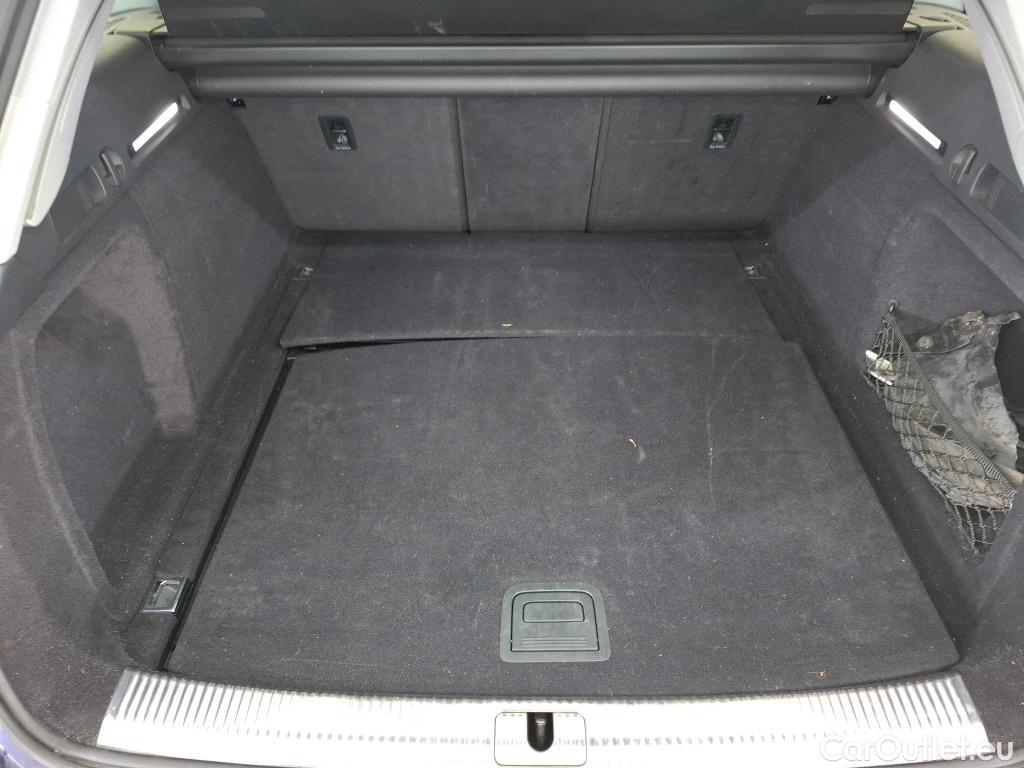  Audi  A4  Avant 30 TDI Business Line 2.0 TDI 135CV BVA7 E6d #86
