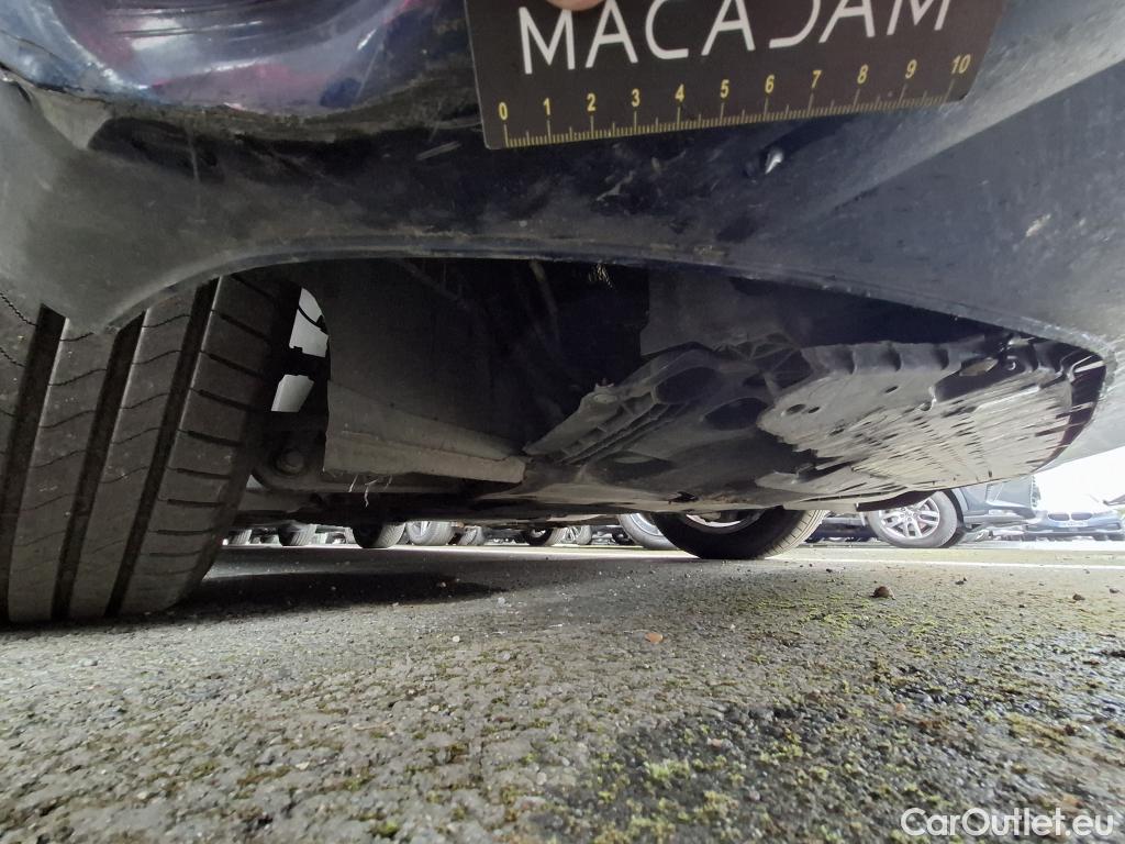  Audi  A4  Avant 30 TDI Business Line 2.0 TDI 135CV BVA7 E6d #47