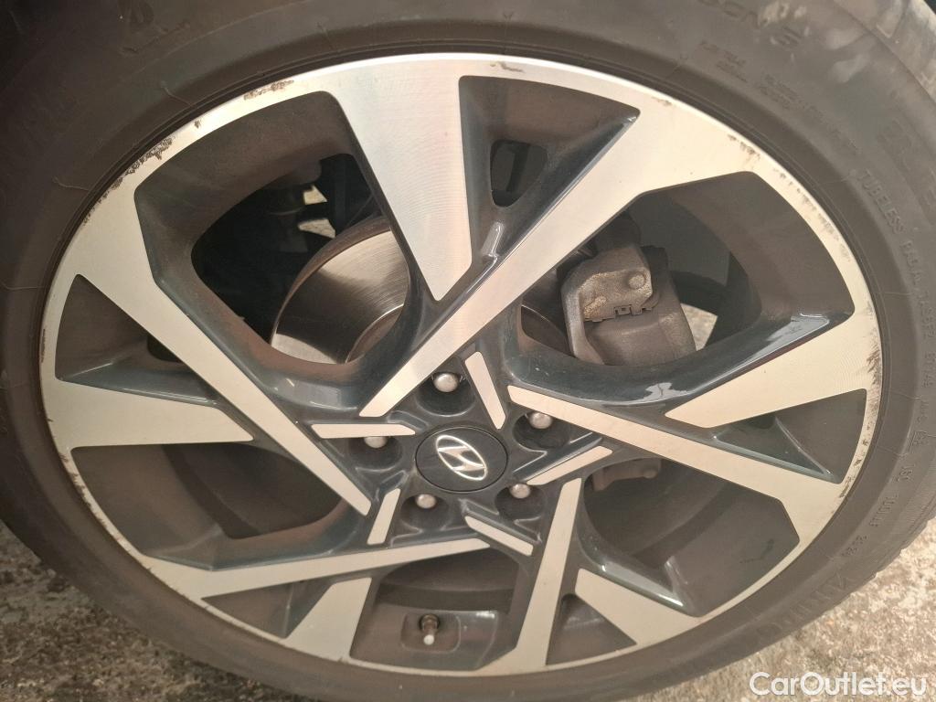  Hyundai  Konna Kona Executive 2WD 1.6 CRDi 135CV BVA7 E6dT #6