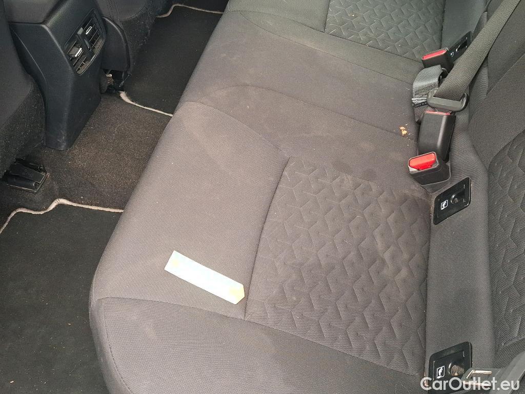  Toyota  Corolla TOYOTA  Touring Sports / 2018 / 5P / Break Hybride 122h Dynamic Business Stage Acad #46