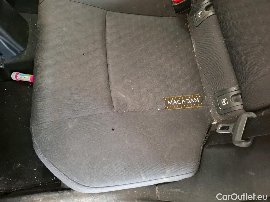  Toyota  Yaris TOYOTA  Hybride / 2019 / 5P / Berline Hybride 116h Dynamic Business Stage Acad #56