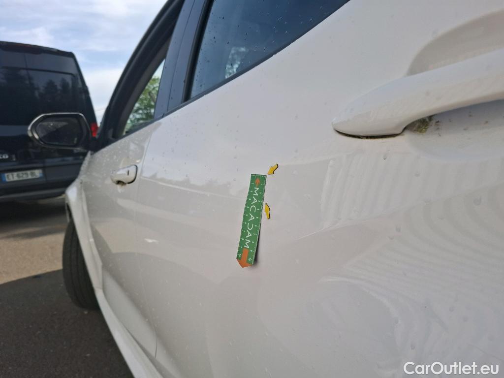  Toyota  Yaris TOYOTA  Hybride / 2019 / 5P / Berline Hybride 116h France #6