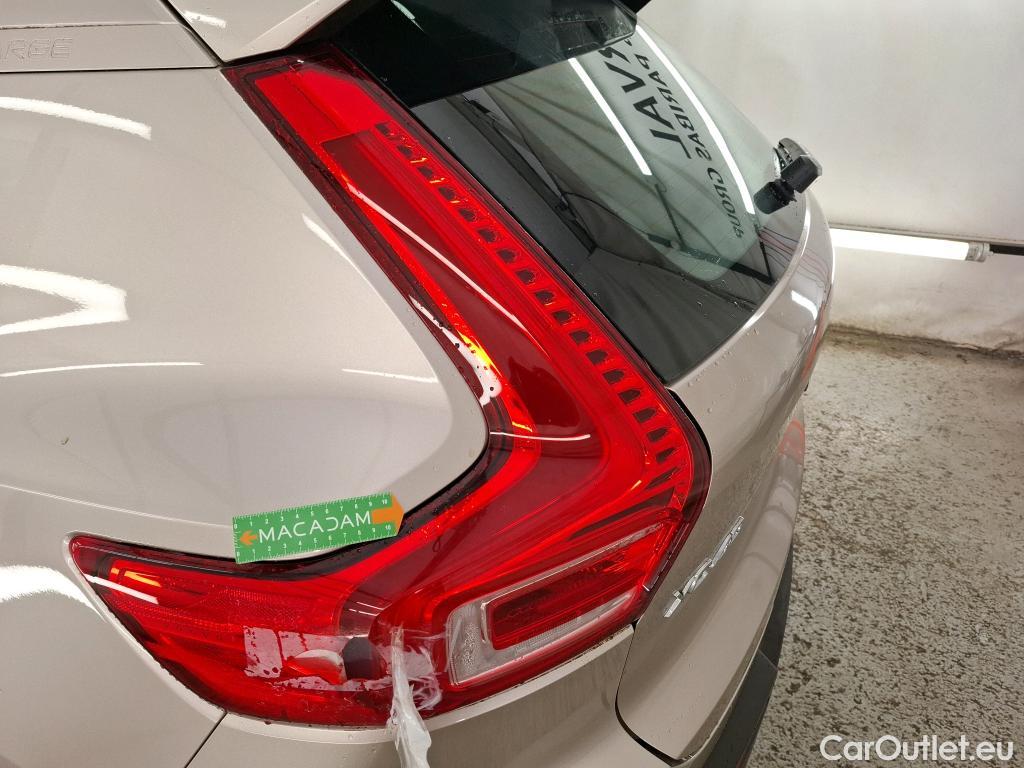  Volvo  XC 40 VOLVO XC40 / 2022 / 5P / SUV Recharge T4 211 DCT7 Start #3