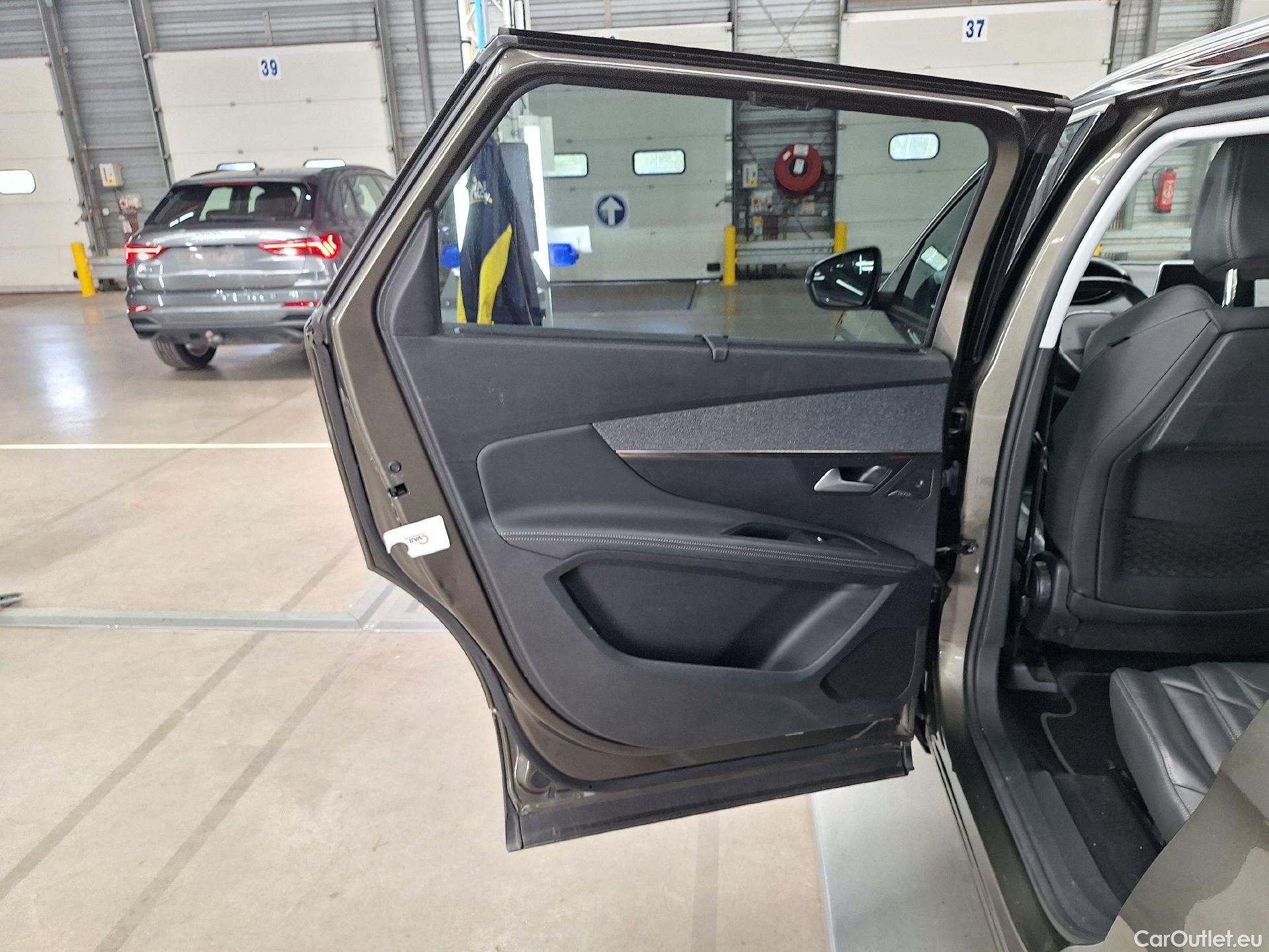  Peugeot  5008 Peugeot,  '16, Peugeot  1.5 BlueHDi 96kW S&S EAT8 Allure 5d #7