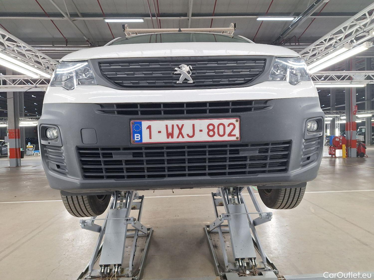  Peugeot  Partner Peugeot, _ '18, Peugeot  1.5 BHDi L1 Light 75kW s/s Premium #8