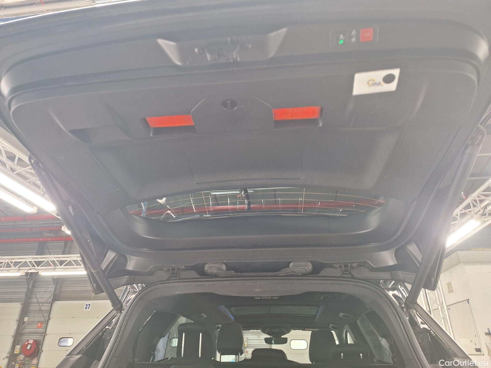  Peugeot  5008 Peugeot,  FL'20, Peugeot  1.5 BlueHDi 96kW S&S EAT8 GT Pack 5d #20